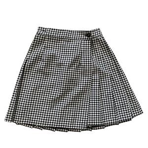 VTG 90s Checkered Gingham Mini Skirt Pleated New Clothing Co Black White size 3